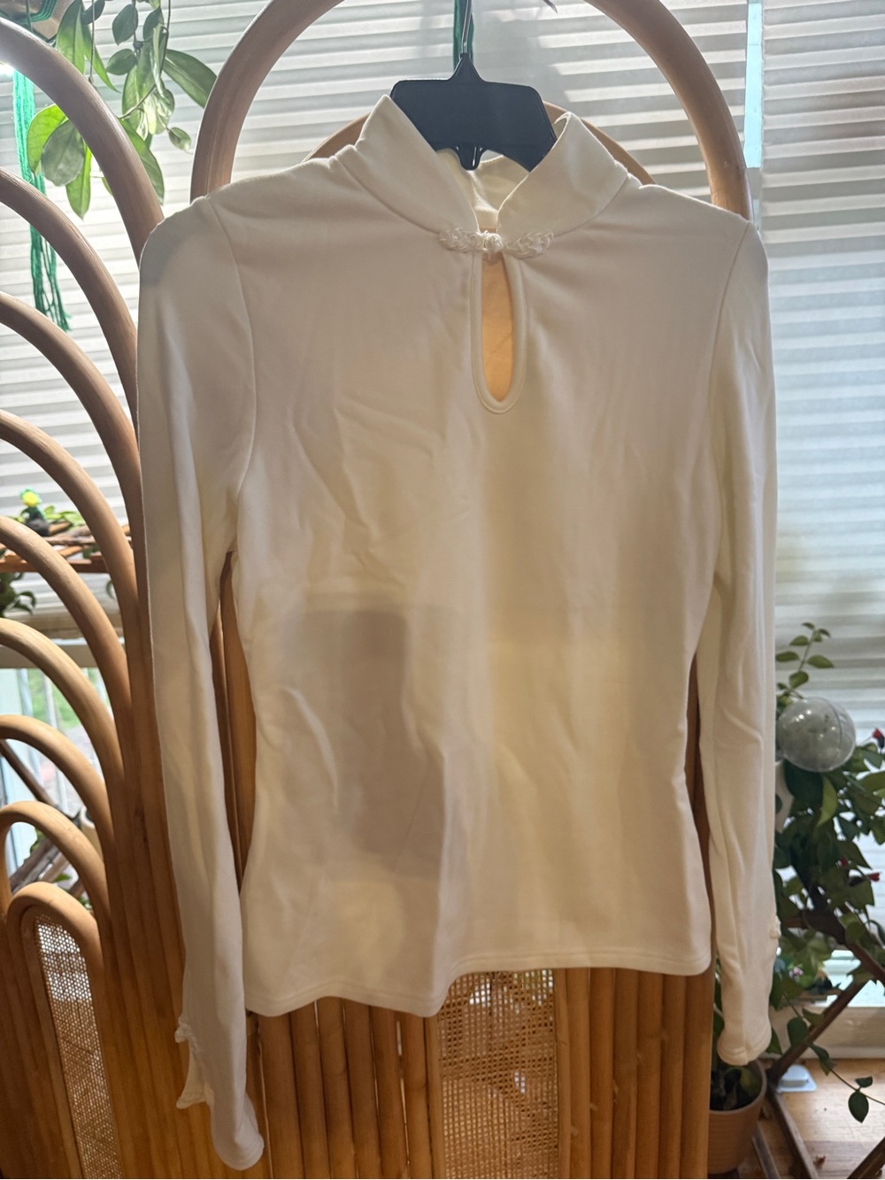 OGL White Long Sleeve Keyhole Mandarin Collar Top